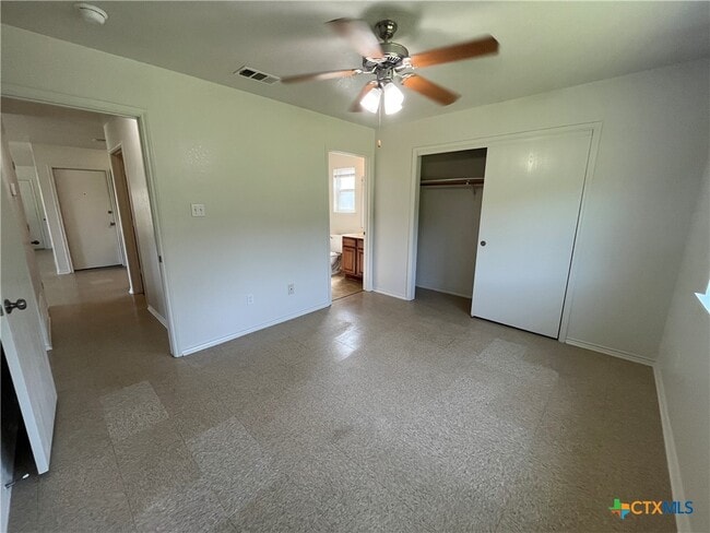 Building Photo - 503 E Union Ave