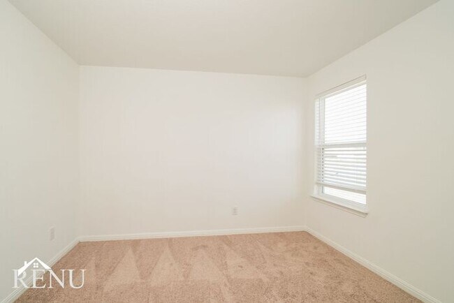 Building Photo - Coming Soon! First Month Free!