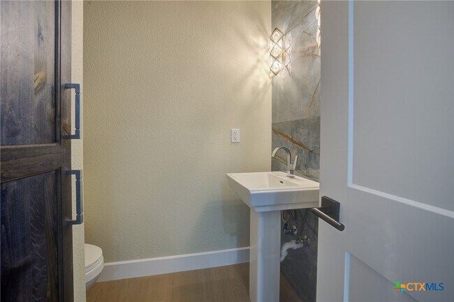 Building Photo - 2934 Colleen Dr