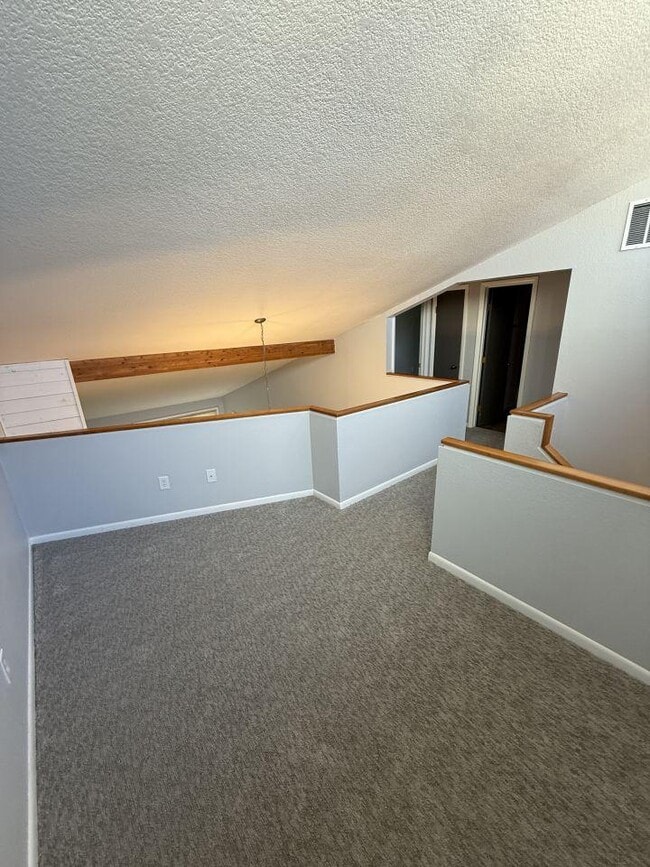 Building Photo - 3 bedroom in Billings MT 59102