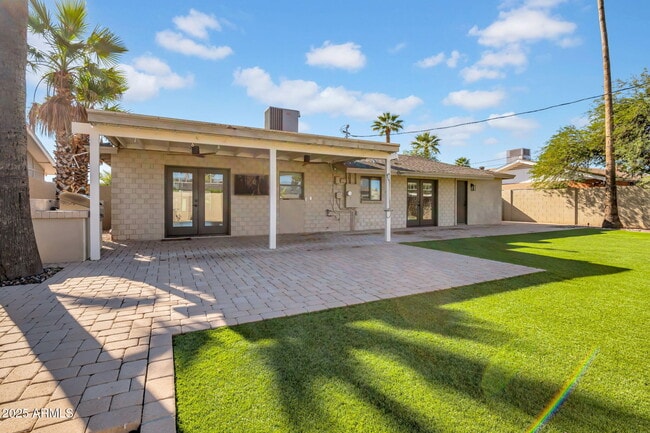 Building Photo - 8234 E Heatherbrae Ave