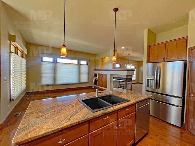 Building Photo - Must See House in Windsor