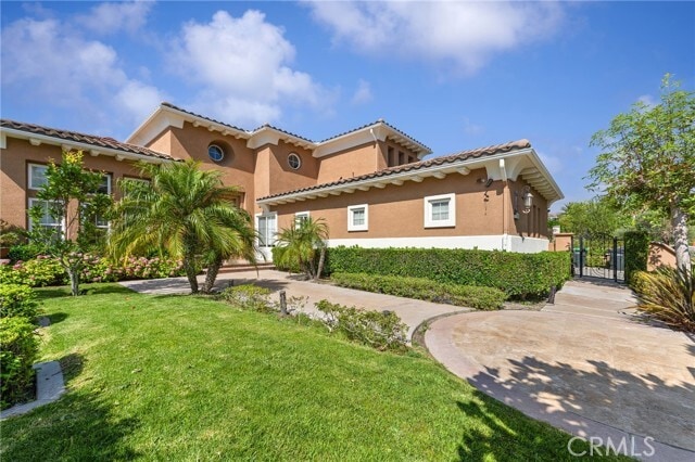 Building Photo - 2528 N San Miguel Dr