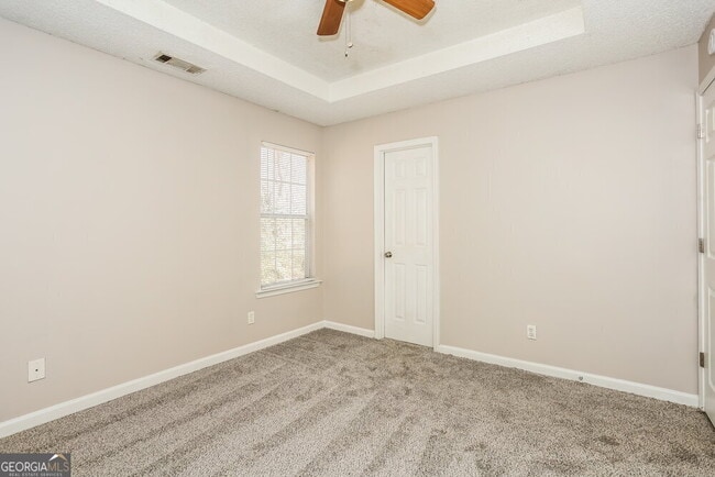 Building Photo - 1374 N Hampton Dr