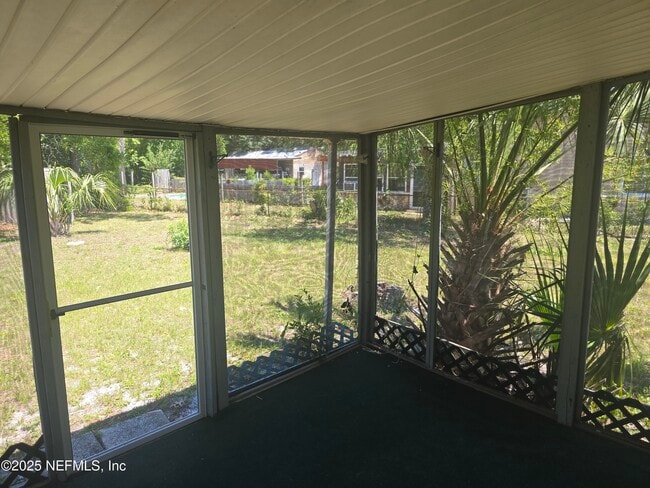 Building Photo - 255 Woodside Dr