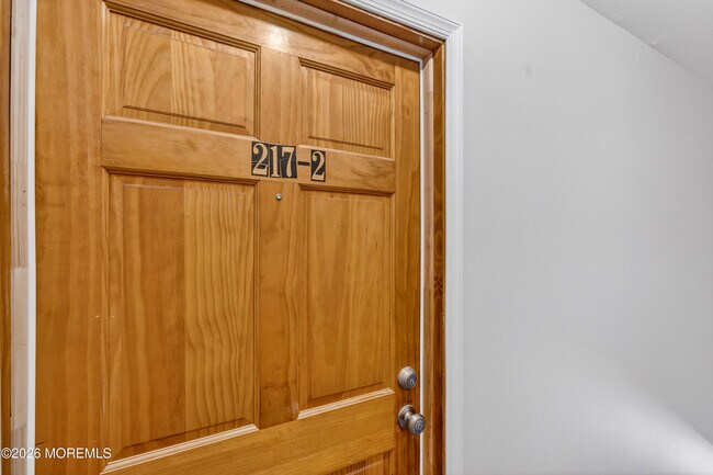 Building Photo - 217 Orange Ave