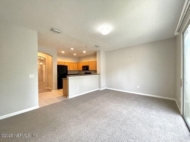 Building Photo - 3550 Hartsfield Forest Cir