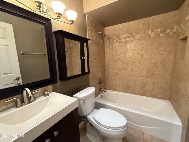 Building Photo - 5110 W Wood Dr