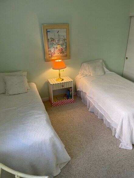 Building Photo - 45 Pebble Beach Dr