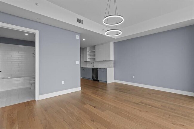 Building Photo - 788 West Marietta St NW