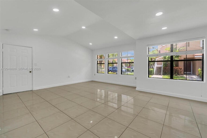 Building Photo - 15560 SW 104th Ter