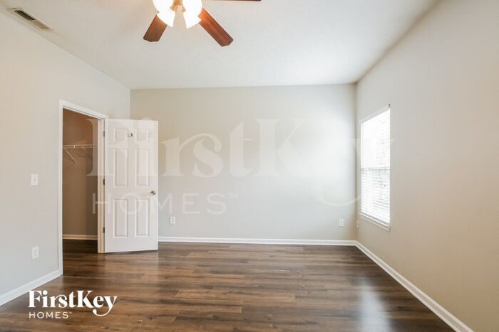 Building Photo - 17062 Black Cherry Ct