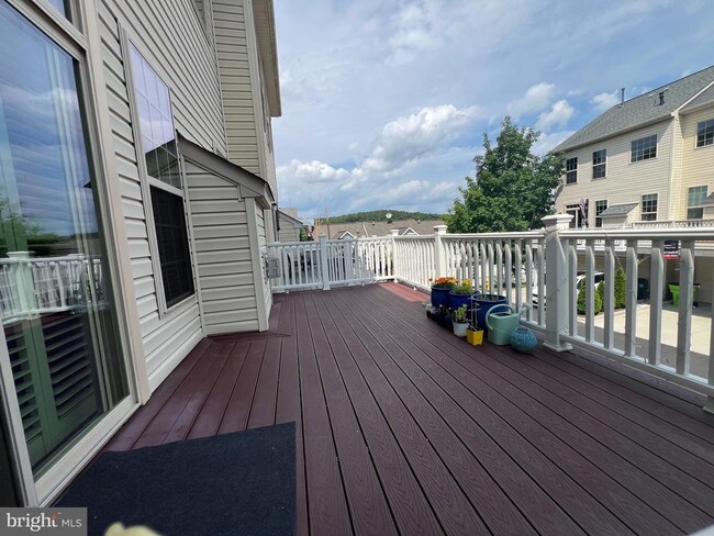 Building Photo - 1604 Sebring Ct