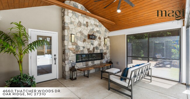 Building Photo - 4660 Thatcher Woods Dr