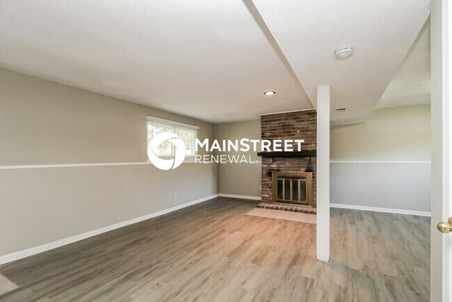 Building Photo - 3 Bedroom Pet-Friendly Home in Kansas City...