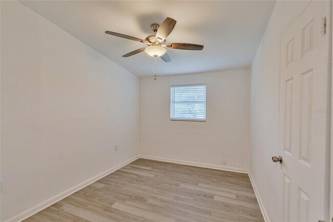 Building Photo - 2312 Belmar Dr