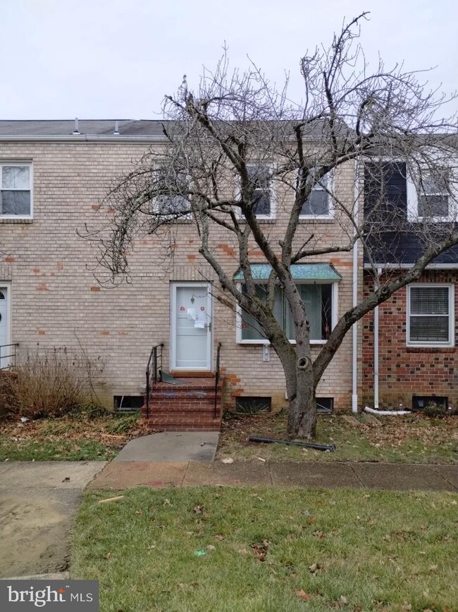 Building Photo - 25 Watkins Park Dr