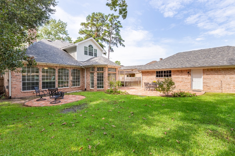 Building Photo - 501 Crown Colony Dr