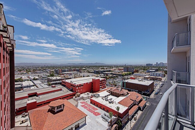 Building Photo - 150 Las Vegas Blvd N