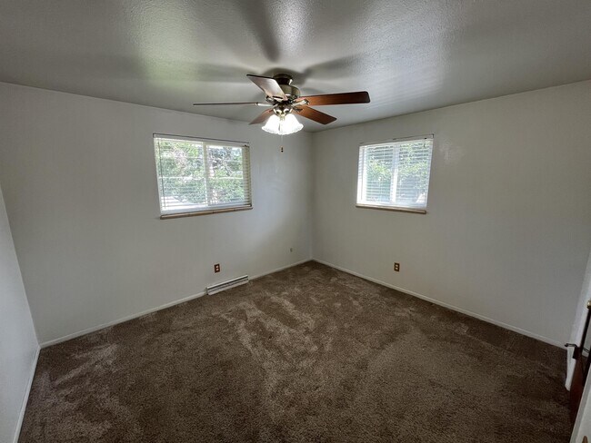 Building Photo - 6752 Quay Ct