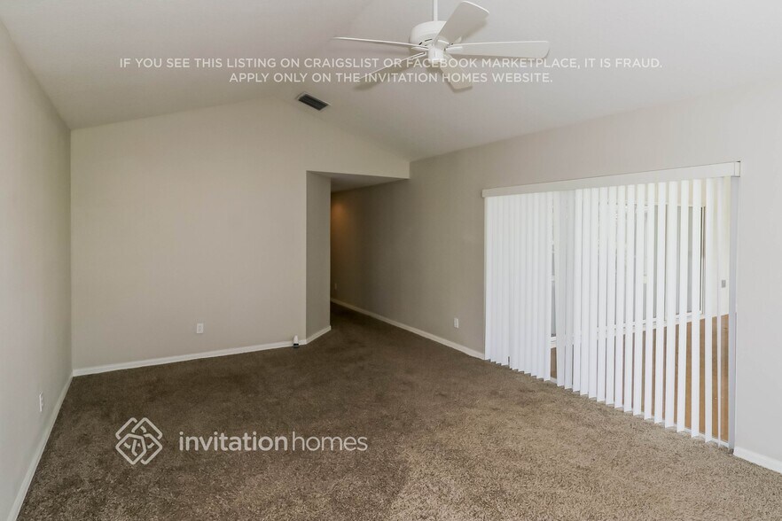 Building Photo - 5505 Ave Du Soleil
