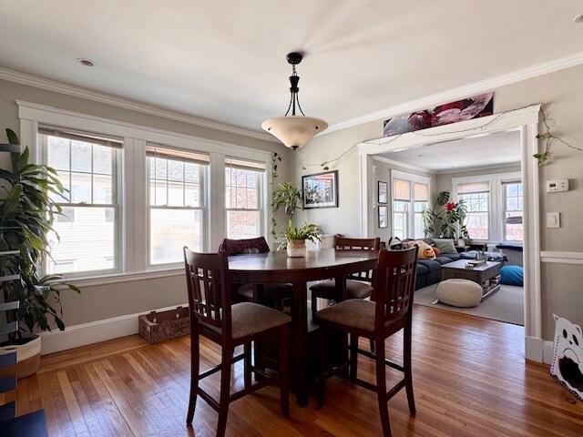 Building Photo - 894 Fellsway