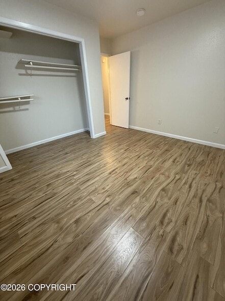 Building Photo - 441 N Flower St