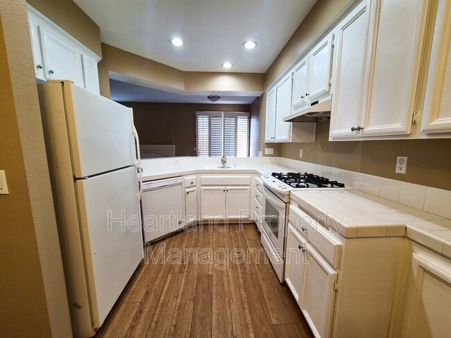 Building Photo - 11372 Via Rancho San Diego Via