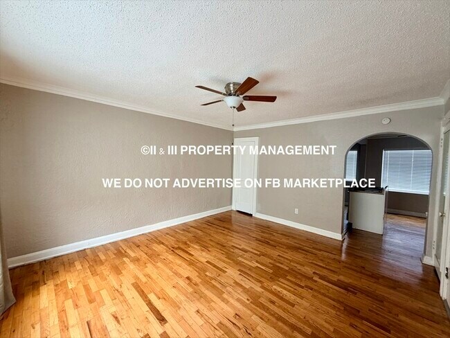 Building Photo - 4511 Roanoke Pkwy