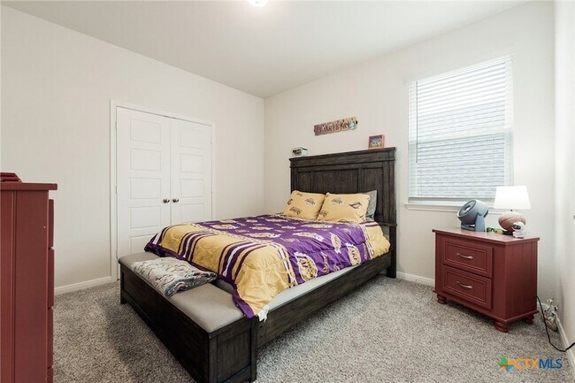 Building Photo - 445 Appalachian Trl