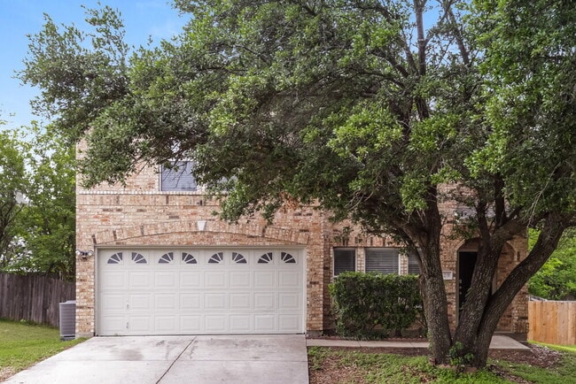 Building Photo - 629 Gibson St