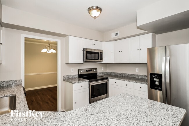 Building Photo - 11228 Quiet Wood Ct
