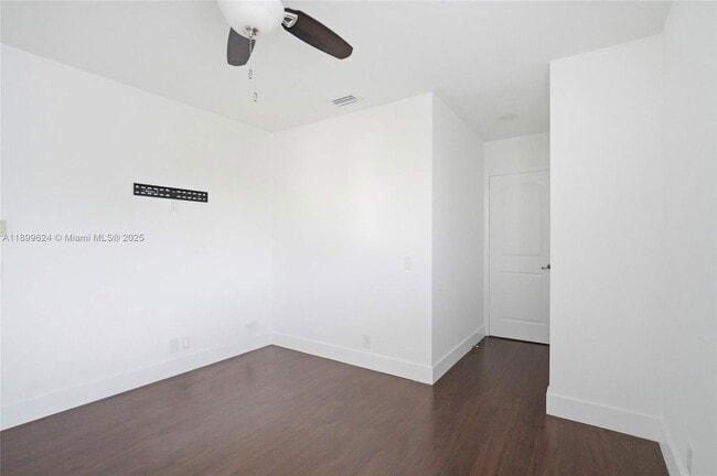 Building Photo - 1049 Thistle Creek Ct