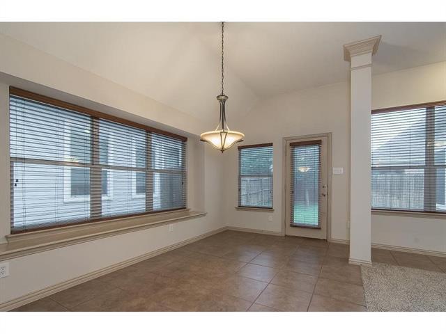 Building Photo - 4813 Newbridge Dr