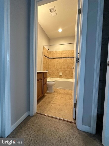 Building Photo - 24598 Johnson Oak Terrace