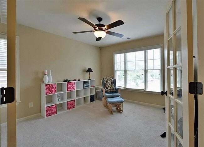 Building Photo - 8455 Village School Dr