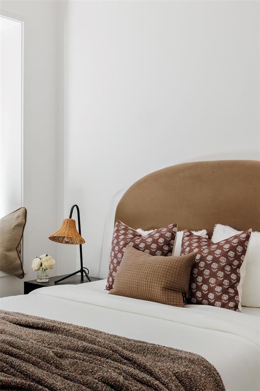 Building Photo - 800 Embassy Dr