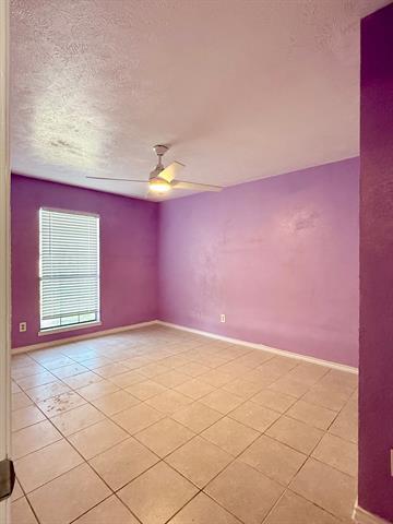 Building Photo - 6936 Fallbrook Ct