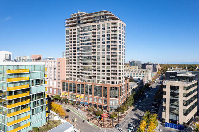 Building Photo - The Residences of Sherman Plaza