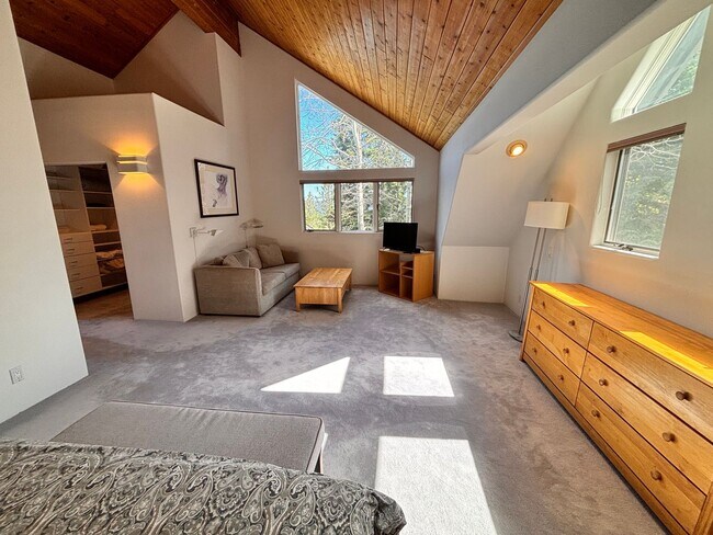 Building Photo - Ski Lease Available - Mountain Masterpiece with Panoramic Lake & Mtn Views