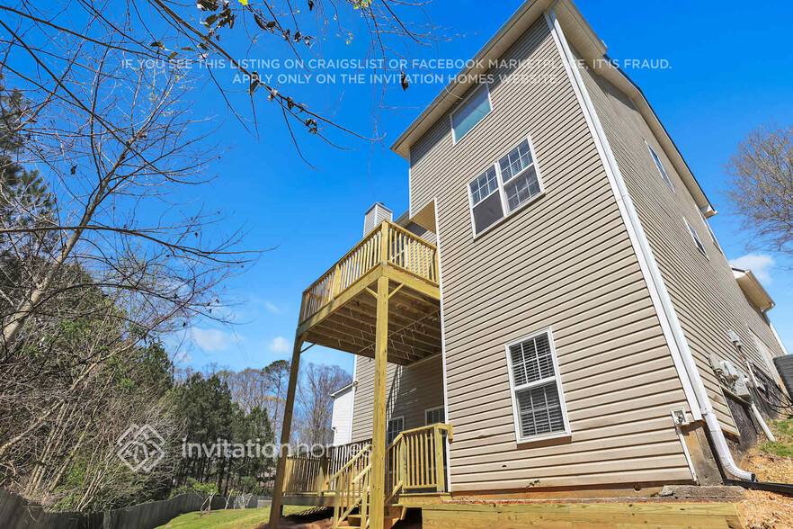 Building Photo - 3528 Madison Farm Way