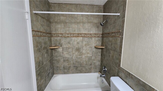 Building Photo - 3277 Royal Canadian Trace