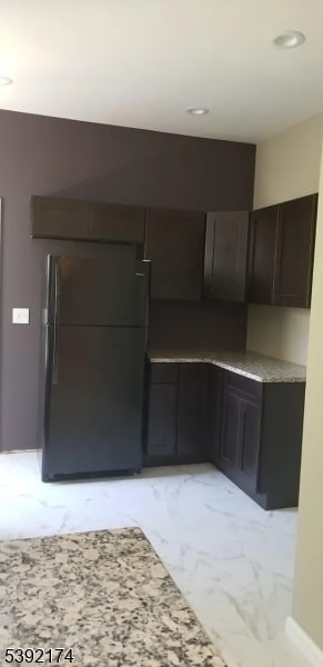 Building Photo - 264 Garside St