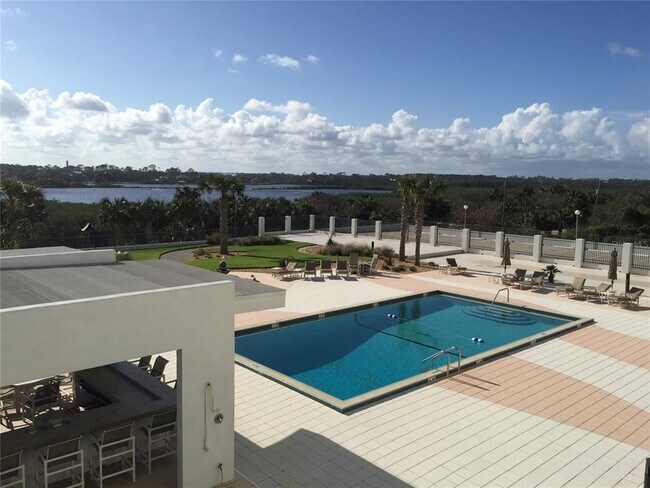 Building Photo - 1601-1601 N Central Ave