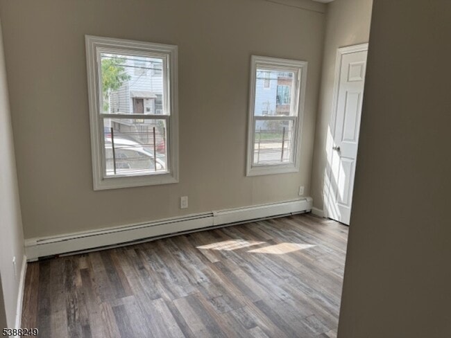 Building Photo - 443 Fulton St