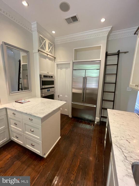 Building Photo - 2802 P St NW