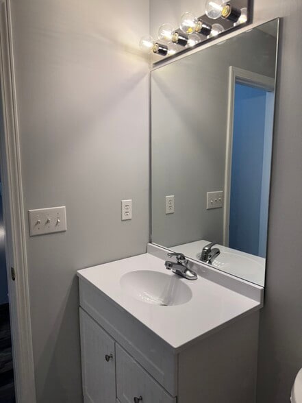 Upstairs bathroom - 320 Chilhowee School Rd