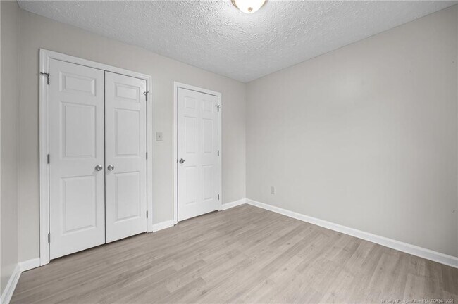 Building Photo - 1421 Matilda Ct