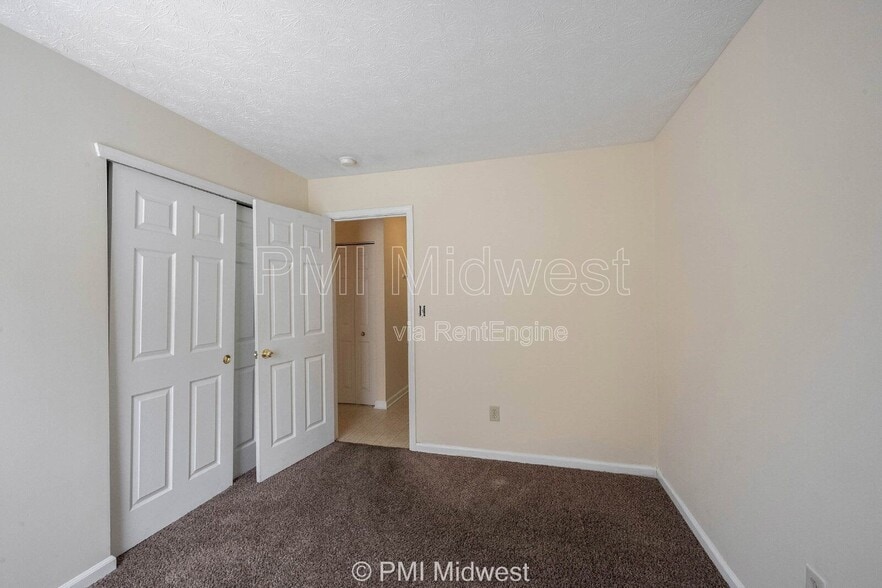 Building Photo - 5834 Long Ridge Pl