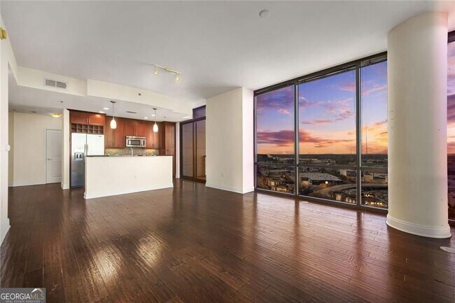 Building Photo - 270 17th St NW